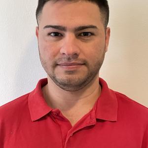 Carlos Eduardo  B.