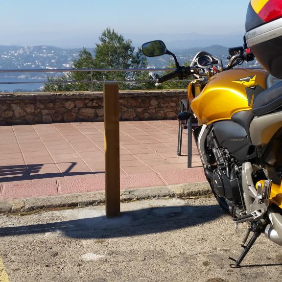 Alquiler de Moto Honda CB 600 F HORNET Naked Palamós 