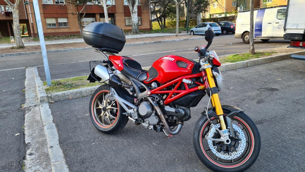 Ducati 1100 MONSTER S 