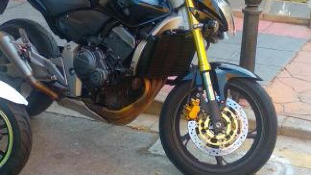 Alquiler de Moto Honda CB 600 F HORNET Naked Málaga Barato 