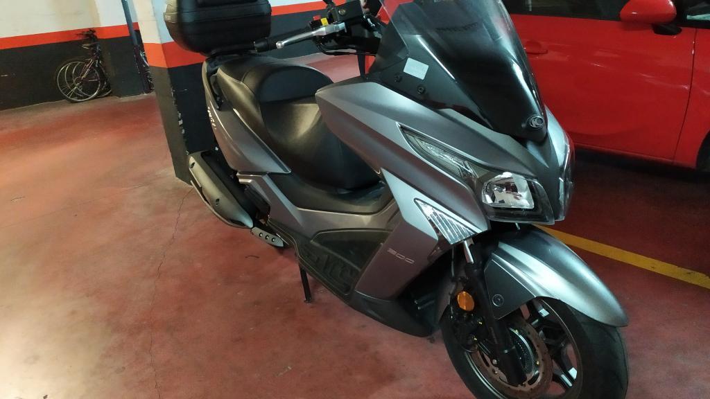 Kymco GRAND DINK 300 ABS
