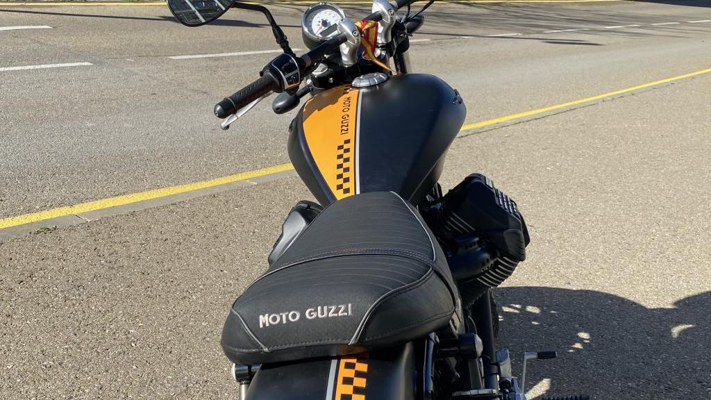 Moto Guzzi V9 BOBBER ABS